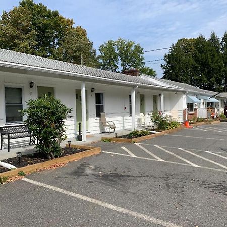 Heart Of The Berkshires Motel Pittsfield Exterior foto